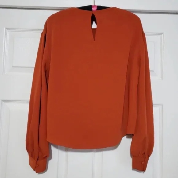 Express Blouse Small - Picture 2 of 2